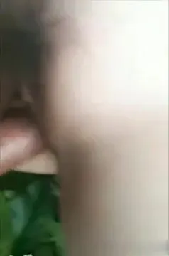 Poster of Loạn luân anh trai dẫn con em họ mới lớn ra sau vườn địt nhau sướng vl ra
