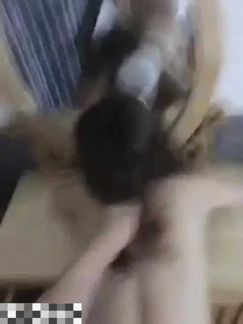 Chơi cho em rên la vì sướng trước gương