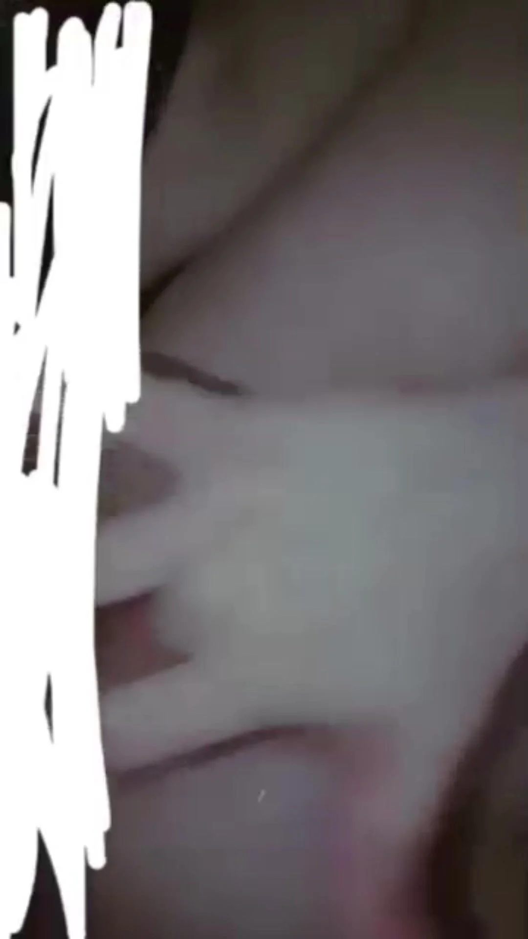 Uyển Nhi k4 cặp vú trắng nõn và cái lồn hồng nhiều nc